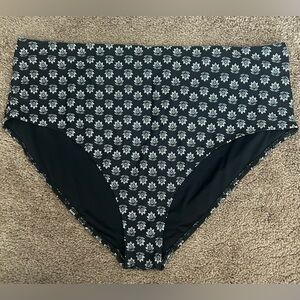 Old Navy Black and White Floral Bikini Bottom